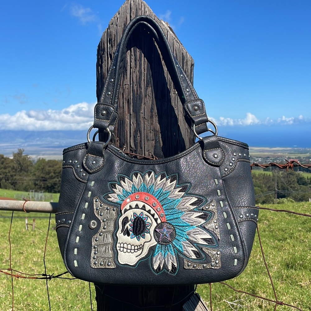 Skull Indian Headdress
Embroidery Feather Conceal Carry Women Handbag Purse